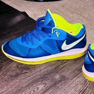 Nike lebron sprite 8 Yeezy vintage adidas air Jordan size 10.5